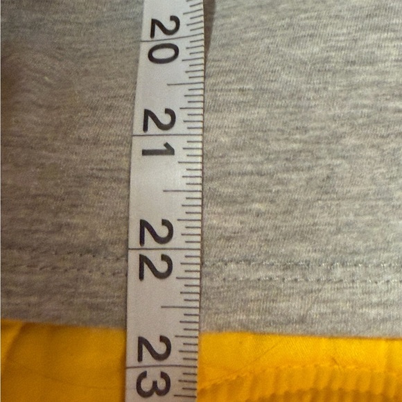 Disney Mickey Mouse Classic Women's Grey T-Shirt Size XL Tee Gray - Picture 3 of 5